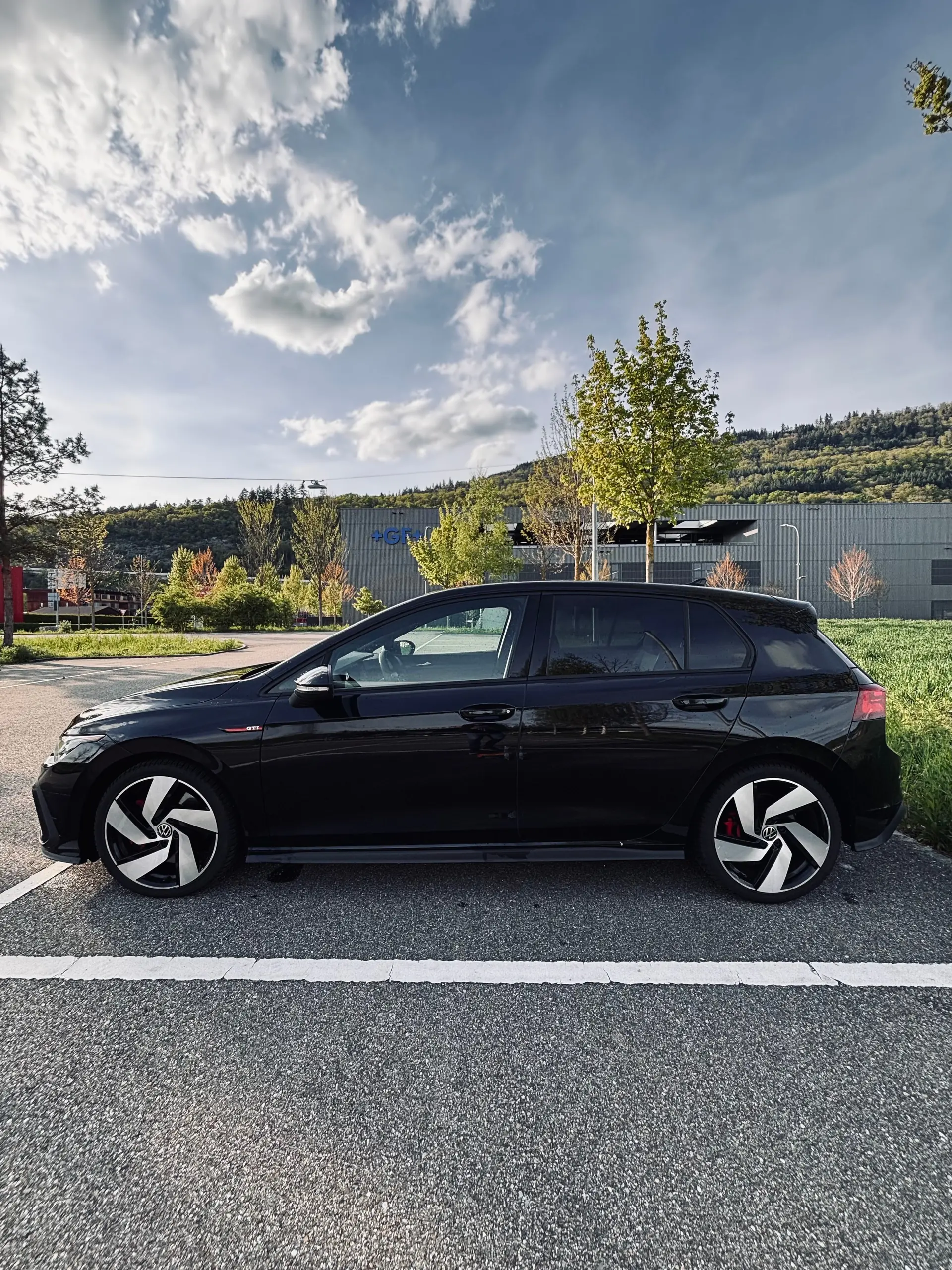 Volkswagen Golf 2021 occasion Courtetelle — 2