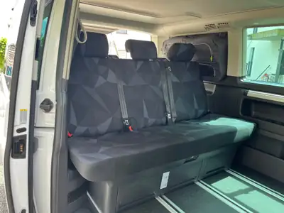 VW T6 California Beach — Le camping-car aménagé pour l'aventure en famille — Miniatur 9