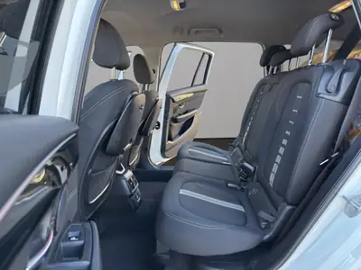 BMW 218 Gran Tourer — Monospace 7 places diesel, sûr et équipé — Miniature 13