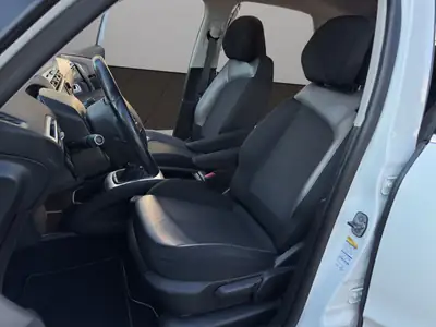 Citroën C4 Picasso 1.2 PureTech Shine — Monospace familial polyvalent, sans accident — Miniature 9