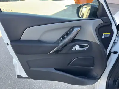 Citroën C4 Picasso 1.2 PureTech Shine — Monospace familial polyvalent, sans accident — Miniature 12
