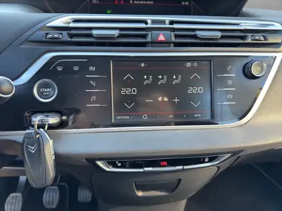 Citroën C4 Picasso 1.2 PureTech Shine — Monospace familial polyvalent, sans accident — Miniature 15