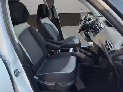 Citroën C4 Picasso 1.2 PureTech Shine — Monospace familial polyvalent, sans accident — Miniature 17