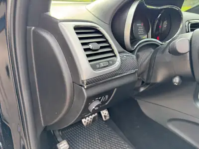Jeep Grand Cherokee 6.4 V8 HEMI SRT8 — Muscle SUV américain, 468 ch et faible kilométrage — Miniature 8