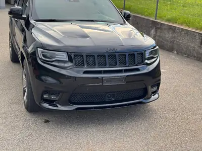 Jeep Grand Cherokee 6.4 V8 HEMI SRT8 — Muscle SUV américain, 468 ch et faible kilométrage — Miniature 14