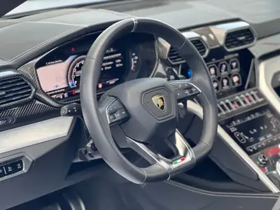 Lamborghini Urus E-Gear Graphite Capsule — SUV sportif 650 ch, kilométrage modéré, état impeccable — Thumbnail 14