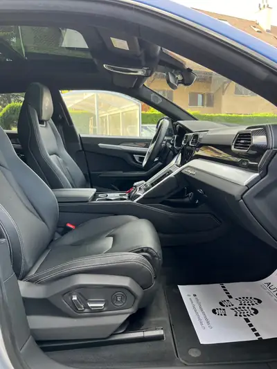 Lamborghini Urus E-Gear Graphite Capsule — SUV sportif 650 ch, kilométrage modéré, état impeccable — Thumbnail 22