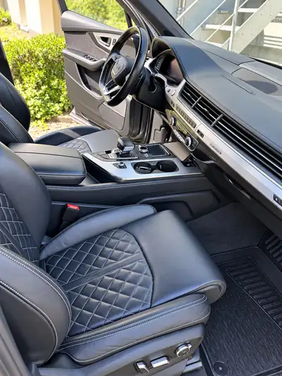 Audi SQ7 4.0 TDI Quattro — SUV 7 places premium, 435 ch et sièges Alcantara — Miniature 7