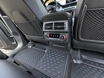 Audi SQ7 4.0 TDI Quattro — SUV 7 places premium, 435 ch et sièges Alcantara — Miniature 13