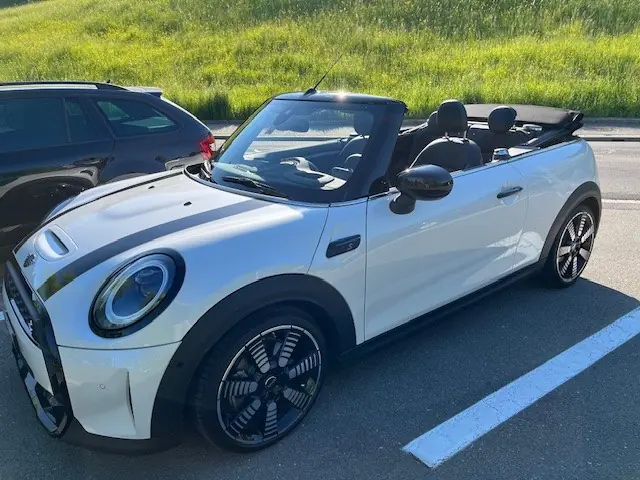 MINI Cabrio 2023 occasion zug — 1