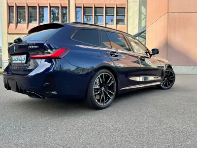 BMW M340i xDrive Touring — Break sportif hybride 48V, 3300 km seulement — Seitenansicht
