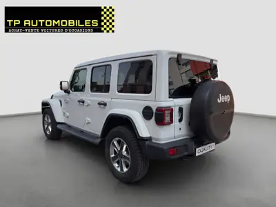 Jeep Wrangler Unlimited Sahara — Toit panoramique Sky one-touch, 4x4 intégral, essence automatique — Miniature 7
