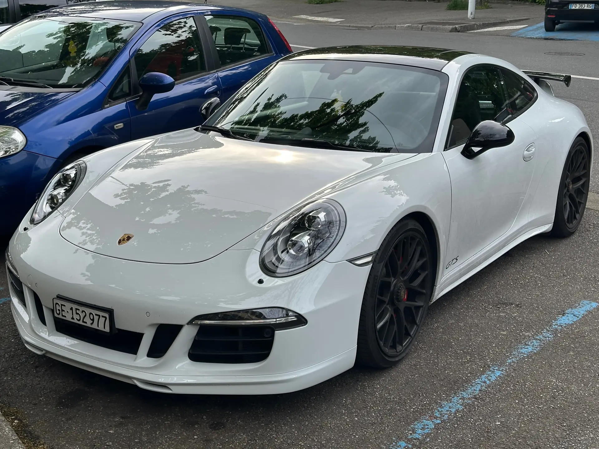 Porsche 911 Carrera GTS PDK — Le coupé sport emblématique, 57'000 km seulement — vue extérieure