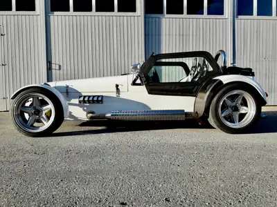 Lotus Super Seven Irmscher 2.0 Turbo — Roadster sportif affûté, seulement 7000 km — fianco
