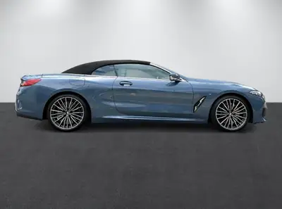 BMW M850i xDrive Cabrio — Le dernier 8er au vrai V8, 530 ch purs — Heckansicht