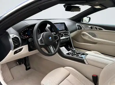BMW M850i xDrive Cabrio — Le dernier 8er au vrai V8, 530 ch purs — Miniatur 8