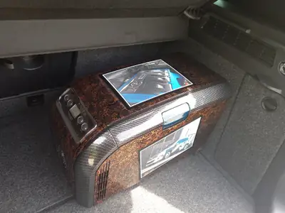 VW Tiguan 2.0 TDI BlueMotion 4Motion — SUV familial robuste, 121'000 km, transmission DSG — détail
