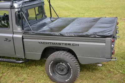 Land Rover Defender 2003 — Le mythe du tout-terrain robuste, diesel fiable — Detail