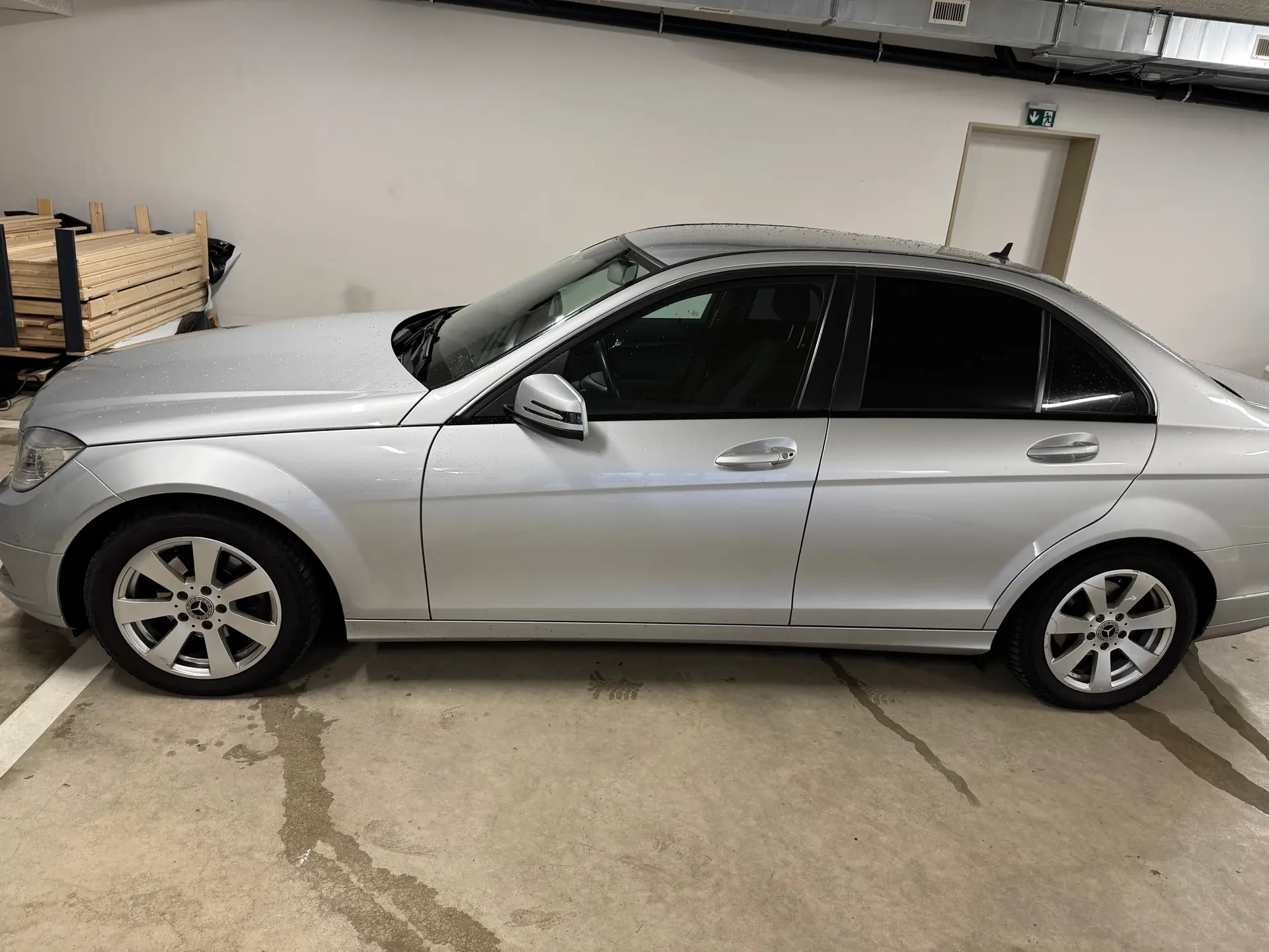 Mercedes-Benz C 180 Kompressor — Berline de prestige, automatique, 183 879 km
