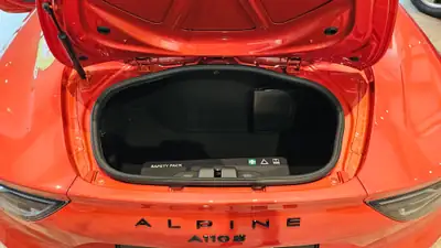 Alpine A110 S 2024 — Le coupé sportif français haute performance, 300 ch purs — Thumbnail 20
