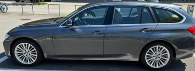 BMW 328i xDrive Touring — Familiale sportive, 212 000 km, traction intégrale — Thumbnail 7