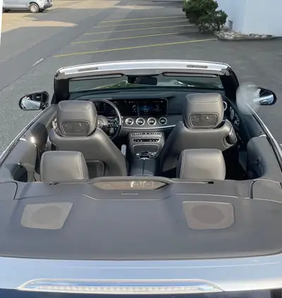 Mercedes-Benz E 200 Cabriolet 4Matic AMG Line — Décapotable sportive, 55'000 km seulement — Miniature 10