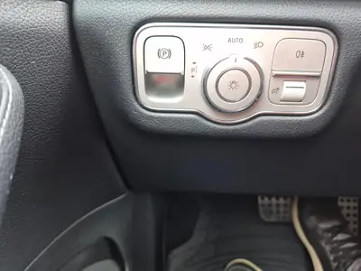 Mercedes-Benz GLE 300 d 4Matic AMG Line — SUV diesel hybride 272 ch, 65'000 km — Miniatur 12