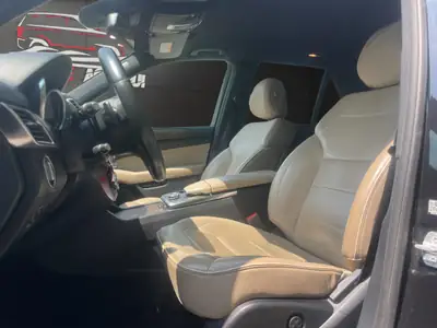 Mercedes-Benz ML 350 Executive 4Matic — SUV premium allemand, expertise et garantie incluses — Miniatura 10