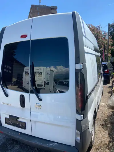 Nissan Primastar 1.9 dCi — Utilitaire robuste, 160 000 km, sans sinistre — intérieur