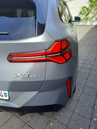 BMW X3 xDrive 20i M Sport Pro Individual — Hybride rechargeable, faible kilométrage, garantie BMW — Miniatur 16