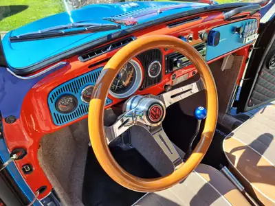 VW Käfer 1302 — L'icône des années 70, moteur 1.8L essence fiable — vue extérieure