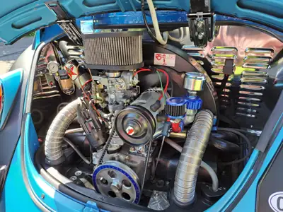 VW Käfer 1302 — L'icône des années 70, moteur 1.8L essence fiable — Miniature 8
