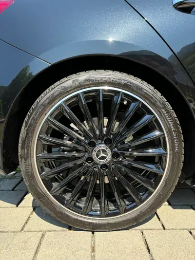 Mercedes-Benz Classe A 220 4Matic — Berline sportive hybride essence, 37 700 km — dettaglio
