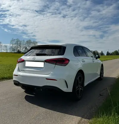 Mercedes-Benz A 250e AMG Line — Hybride rechargeable, 45 500 km, design affirmé — dettaglio