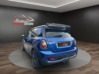 MINI Cabrio Cooper S — Cabriolet ludique et dynamique, entretien à jour — vista posteriore
