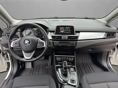 BMW 218 Gran Tourer xDrive — Monospace polyvalent 7 places, diesel efficace — Miniature 14