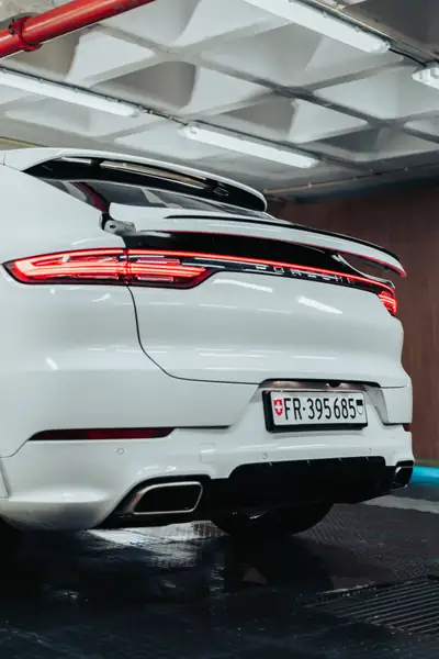 Porsche Cayenne Coupé 340 ch — SUV haute performance 4WD, 62'000 km seulement — Miniatur 18