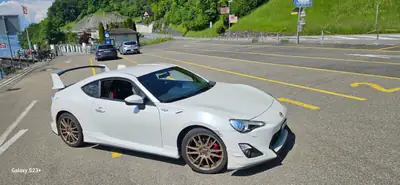 Toyota GT 86 avec AERO KIT — Coupé sportif pur jeu, 118'000 km — side view
