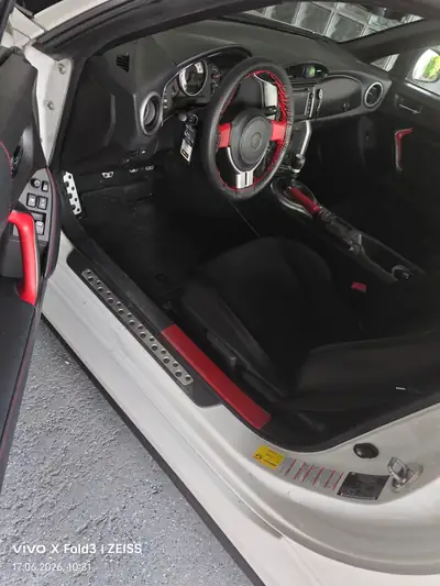 Toyota GT 86 avec AERO KIT — Coupé sportif pur jeu, 118'000 km — rear view