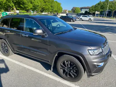 Jeep Grand Cherokee 3.0 CRD Overland — SUV premium diesel 250 ch, 88'500 km — fianco