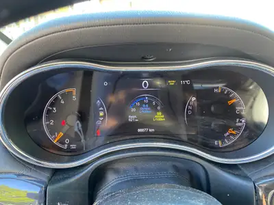 Jeep Grand Cherokee 3.0 CRD Overland — SUV premium diesel 250 ch, 88'500 km — cruscotto