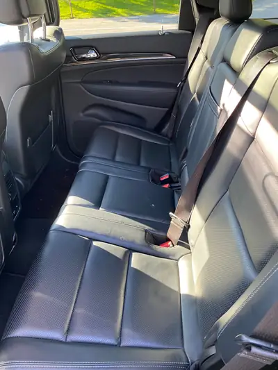 Jeep Grand Cherokee 3.0 CRD Overland — SUV premium diesel 250 ch, 88'500 km — Miniatura 12