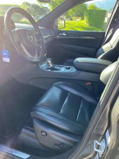 Jeep Grand Cherokee 3.0 CRD Overland — SUV premium diesel 250 ch, 88'500 km — Miniatura 16