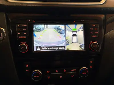 Nissan Qashqai 1.6 dCi 360 4×4 — SUV robuste, moteur diesel économe, intégrale fiable — Miniatur 13
