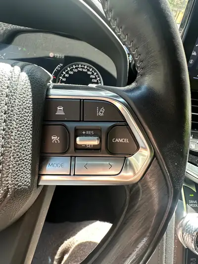 Toyota Land Cruiser 300 70e Anniversaire — Twin Turbo, 83'000 km, Sans Sinistre — Miniatur 12