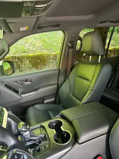 Toyota Land Cruiser 300 70e Anniversaire — Twin Turbo, 83'000 km, Sans Sinistre — Miniatur 20