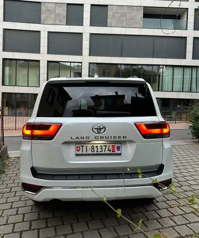 Toyota Land Cruiser 300 70e Anniversaire — Twin Turbo, 83'000 km, Sans Sinistre — Miniatur 29