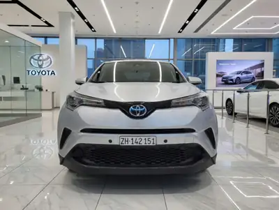 Toyota C-HR 1.2 Turbo Active — SUV compact fiable, frais du contrôle technique — arrière