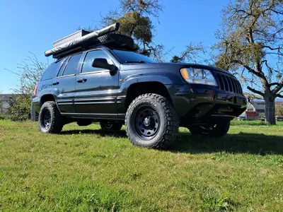 Jeep Grand Cherokee 2.7 CRD Limited — 4x4 aménagé style van, diesel robuste — détail