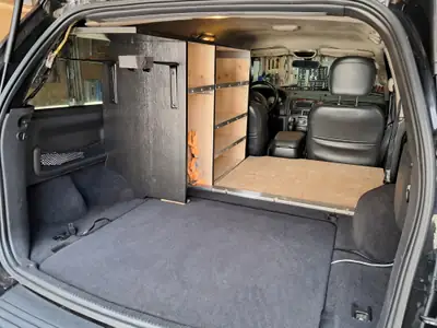 Jeep Grand Cherokee 2.7 CRD Limited — 4x4 aménagé style van, diesel robuste — Miniature 17